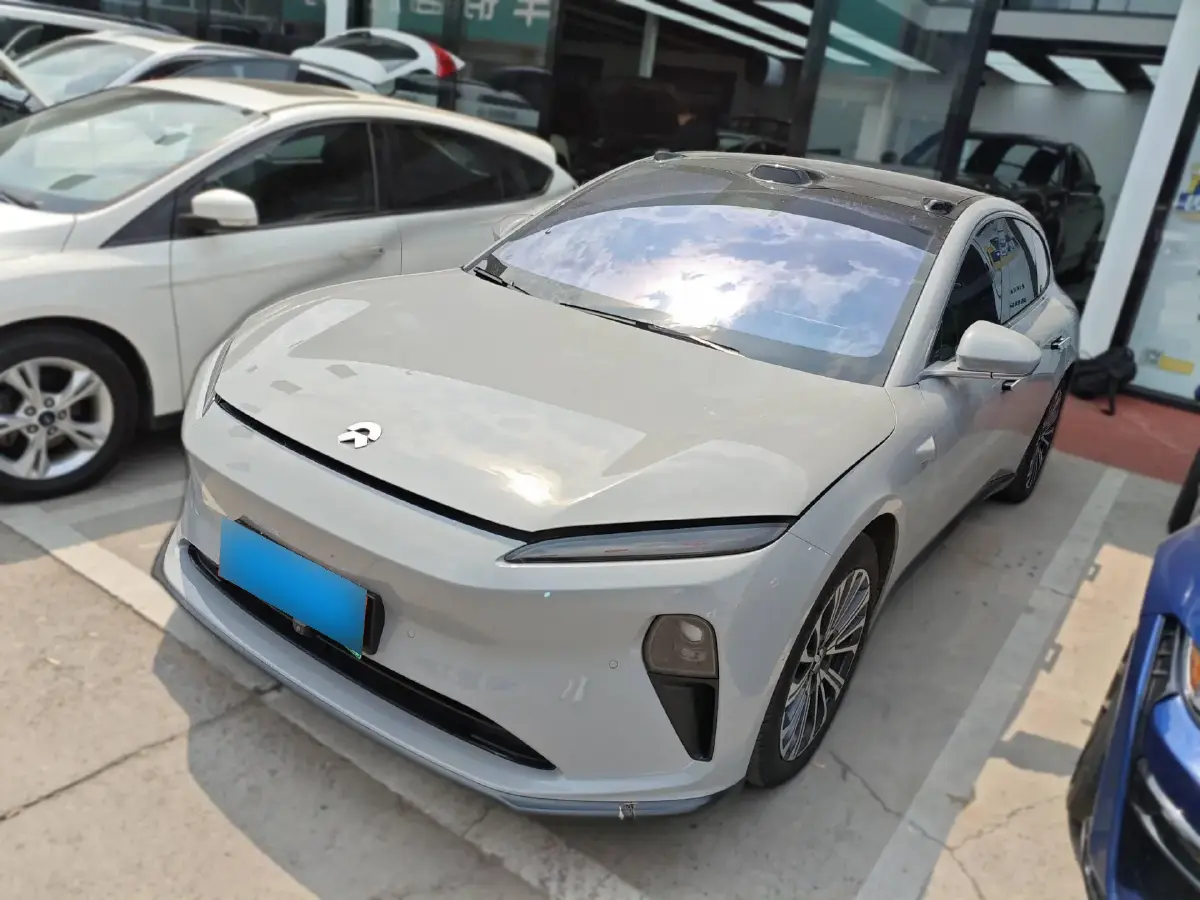 2024 NIO ET5T BEV 75KWH