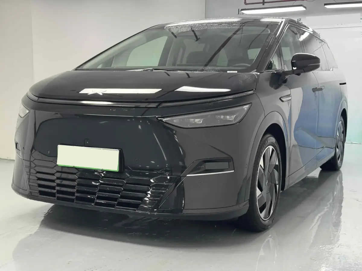2024 Xpeng X9 BEV 101.5KWH