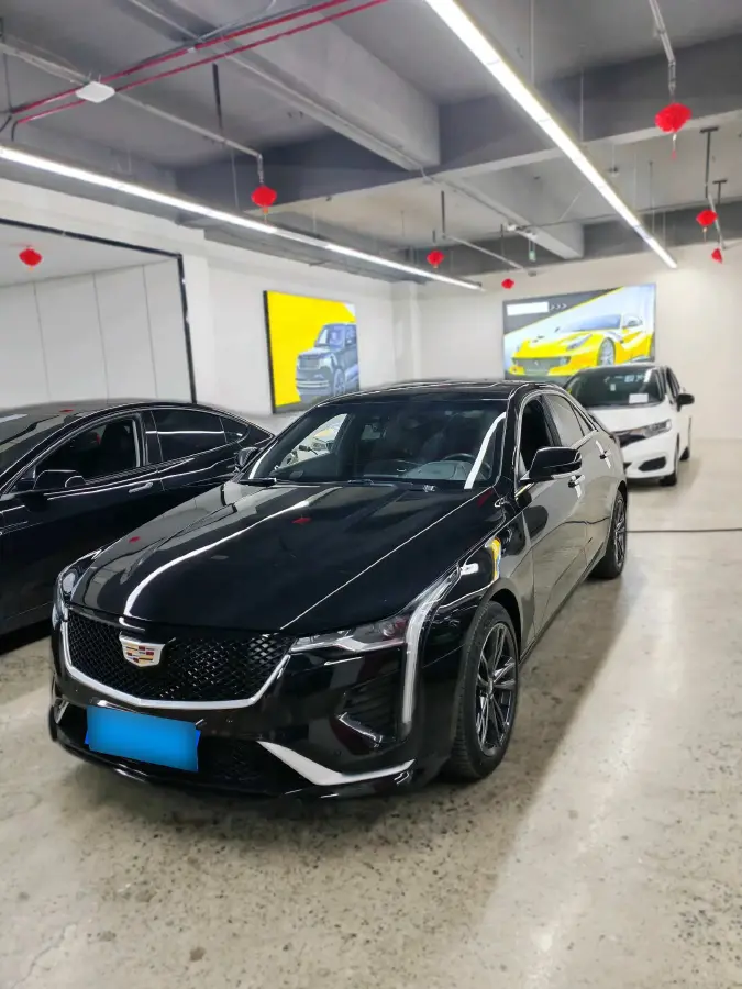 2023 Cadillac CT4 1.5T 211HP L4 8AT