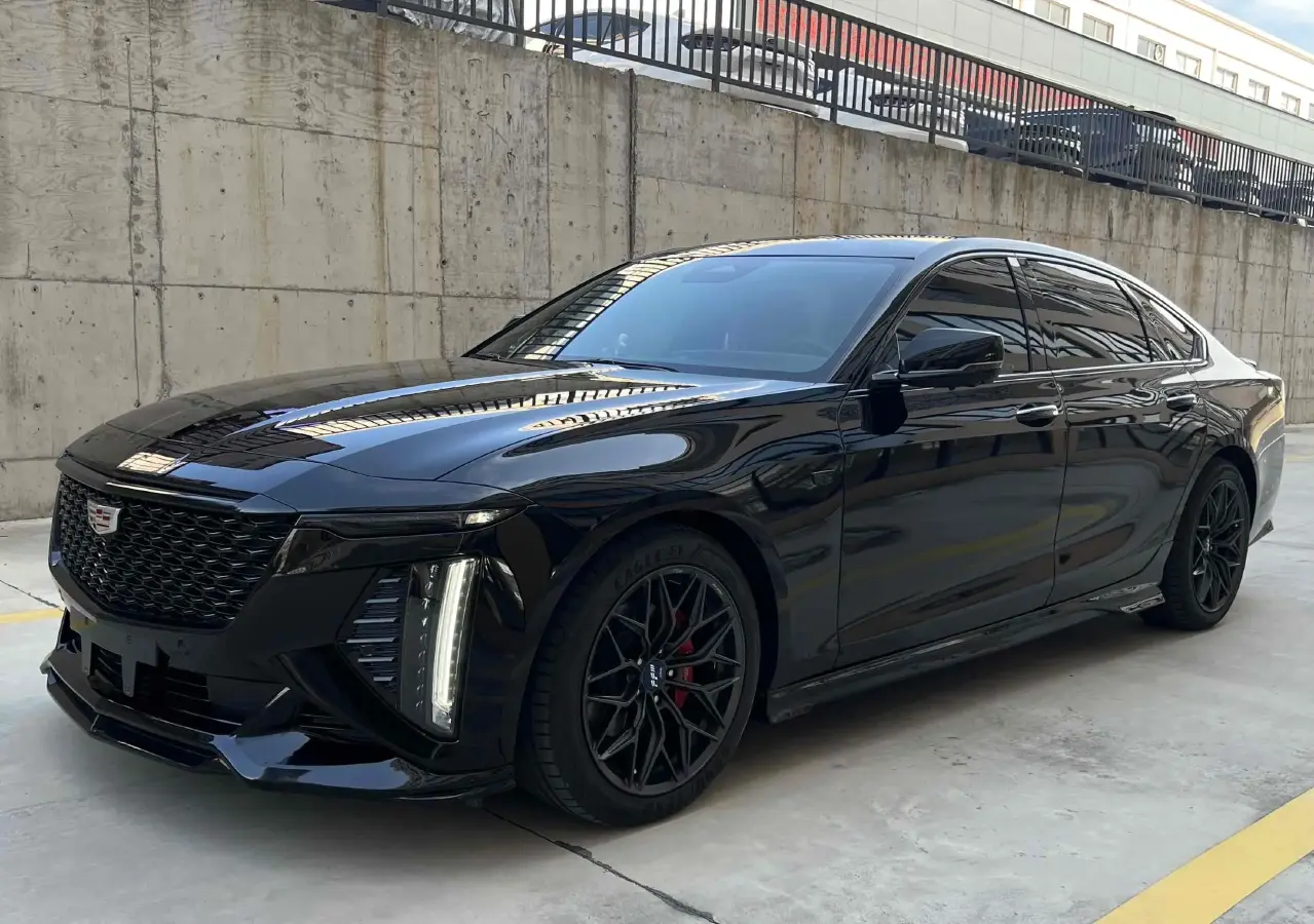 2023 Cadillac CT6 2.0T 237HP L4 10AT