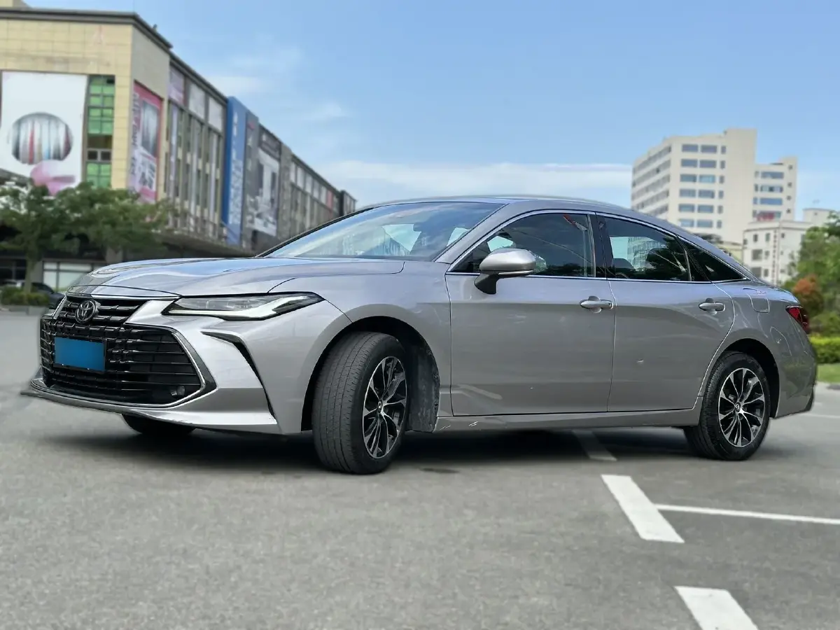 2023 Toyota Avalon 2.0L 177HP L4 CVT