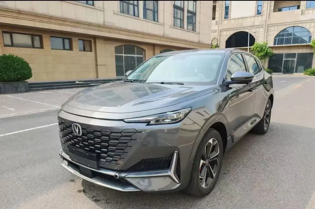 2022 ChangAn UNI-K iDD 1.5T 170HP L4 6TCT PHEV 30.74KWH