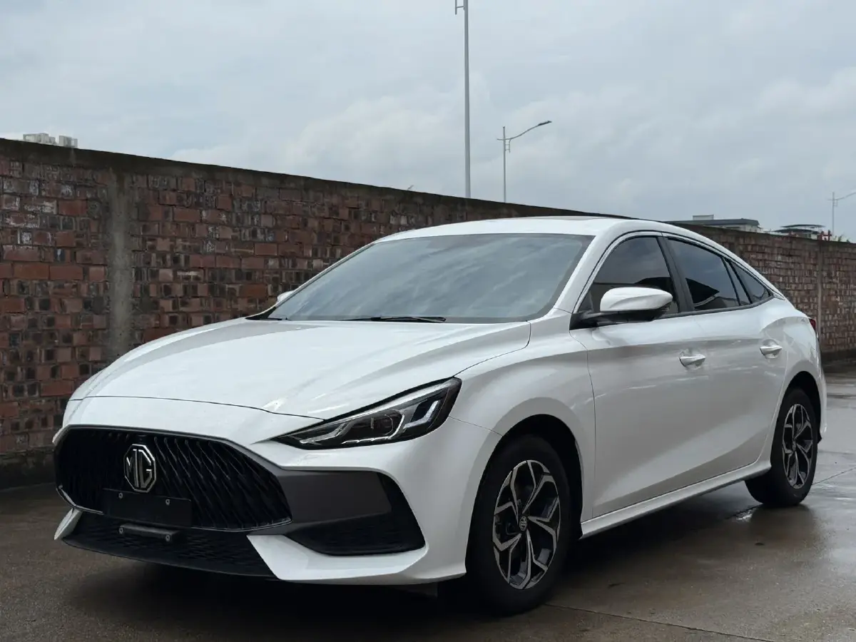 2023 MG 5 1.5L 129HP L4 CVT