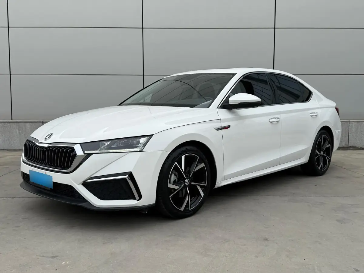 2022 Skoda Octavia 1.4T 150HP L4 7DCT