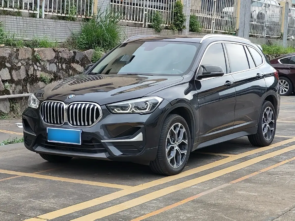 2021 BMW X1 2.0T 192HP L4 7DCT