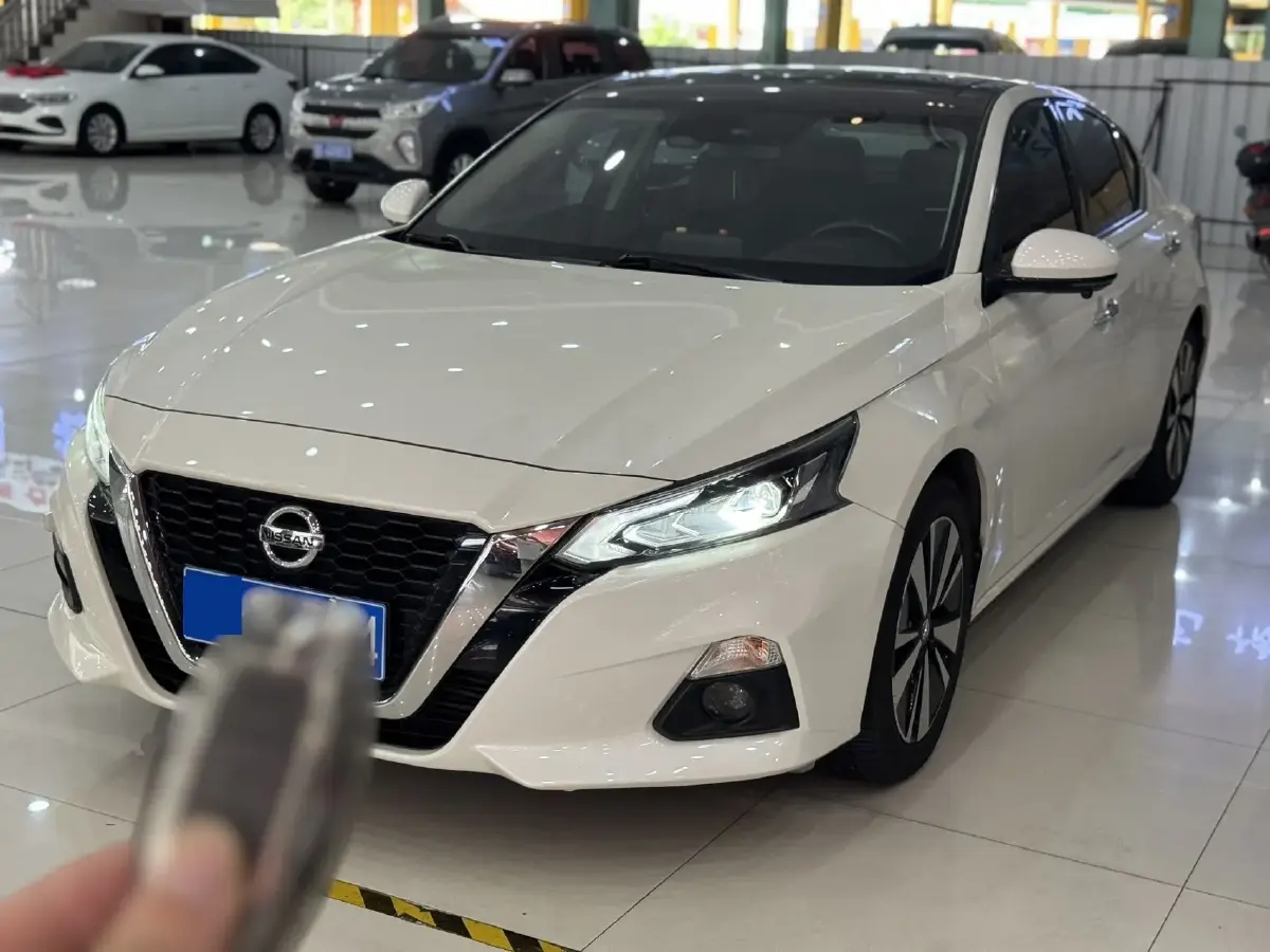 2021 Nissan Teana 2.0T 243HP L4 CVT