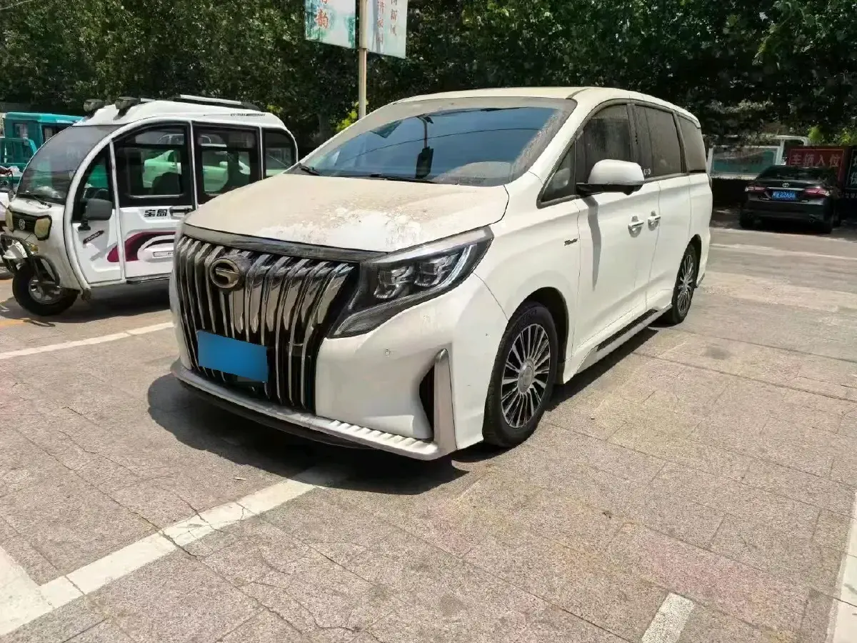 2021 GAC Trumpchi M8 2.0T 252HP L4 8AT