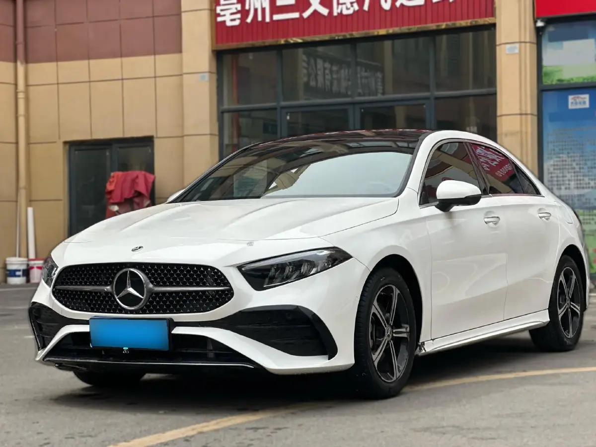 2024 Mercedes-Benz A Class 1.3T 163HP L4 7DCT