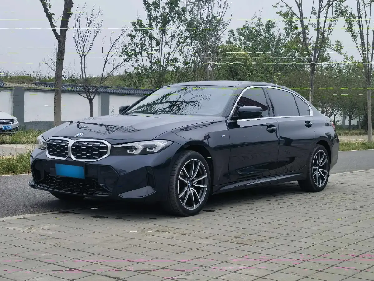 2024 BMW 3 Series 2.0T 184HP L4 8AT