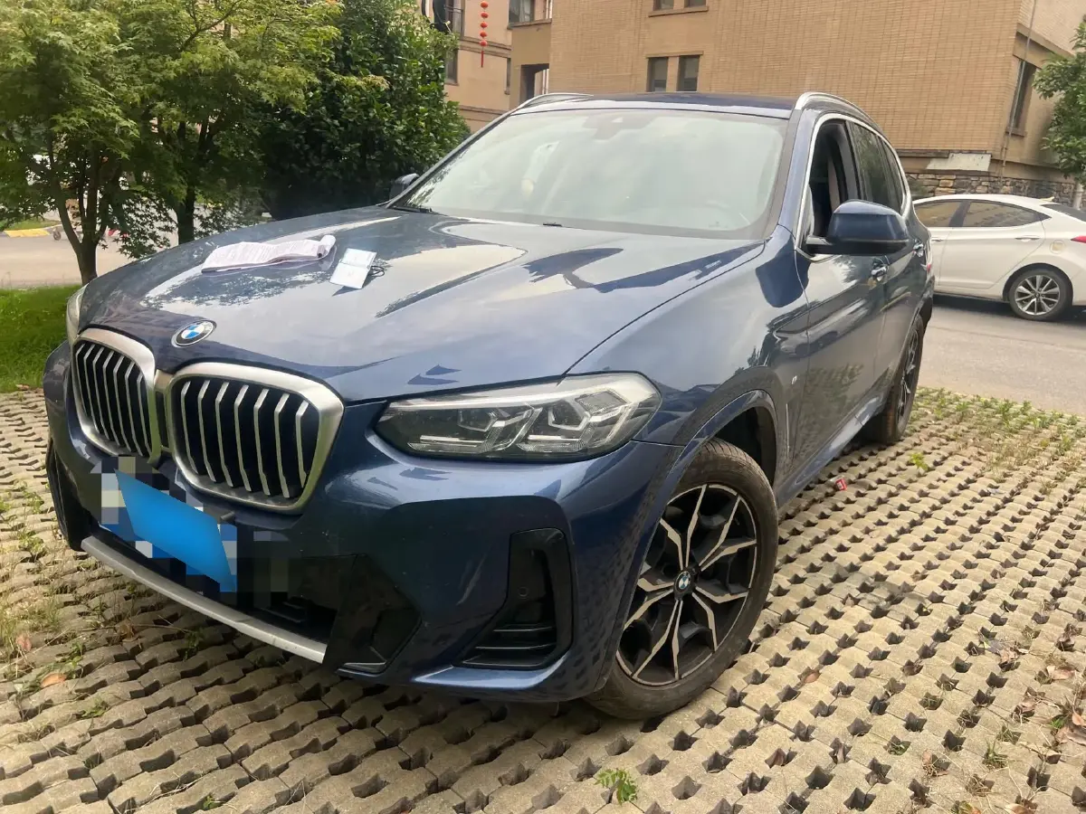 2022 BMW X3 2.0T 184HP L4 8AT