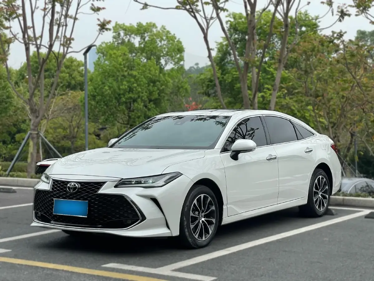 2022 Toyota Avalon 2.0L 178HP L4 CVT