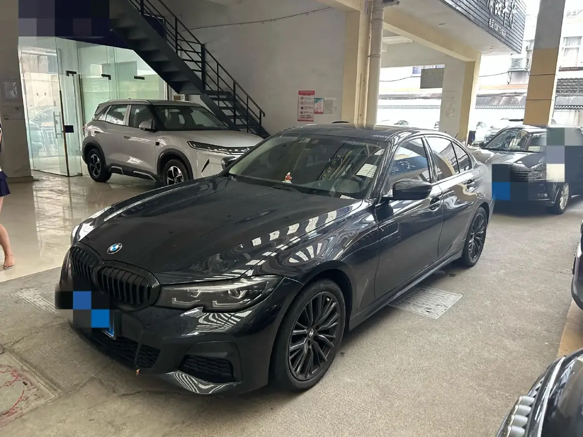 2022 BMW 3 Series 2.0T 184HP L4 8AT