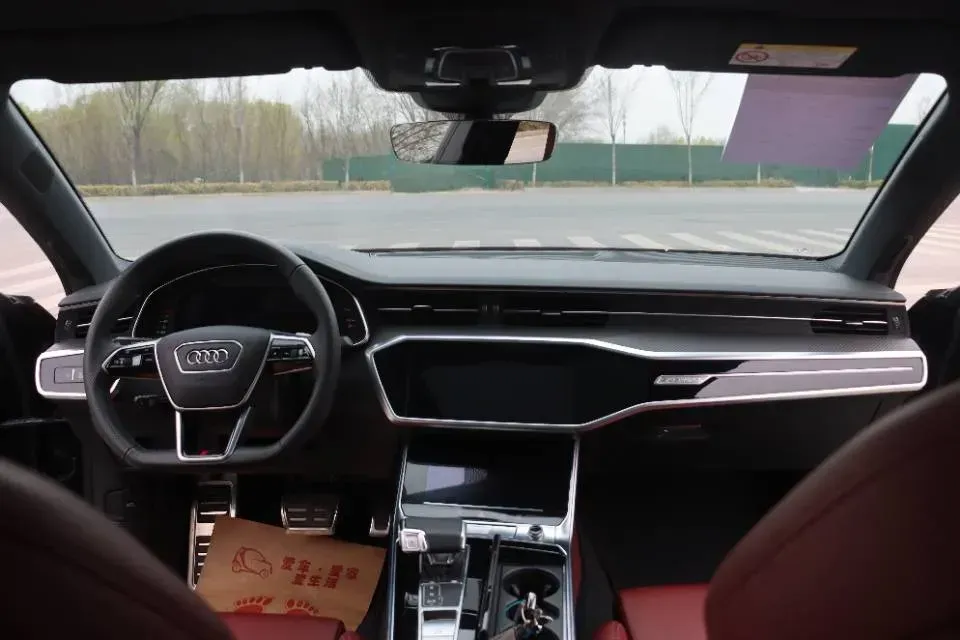 2022 Audi S7 2.9T 450HP V6 8AT,autocango,china used car exporter,china ev exporter,chinese used car exporter,chinese used ev exporter