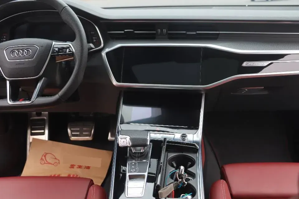 2022 Audi S7 2.9T 450HP V6 8AT,autocango,china used car exporter,china ev exporter,chinese used car exporter,chinese used ev exporter