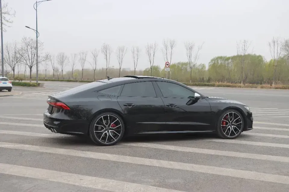 2022 Audi S7 2.9T 450HP V6 8AT,autocango,china used car exporter,china ev exporter,chinese used car exporter,chinese used ev exporter
