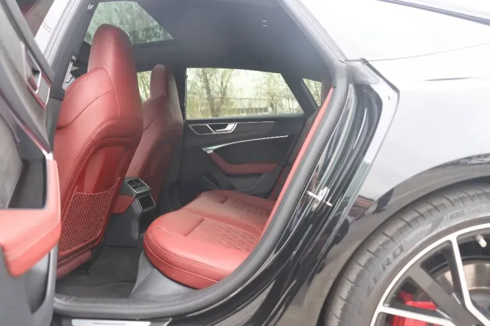 2022 Audi S7 2.9T 450HP V6 8AT,autocango,china used car exporter,china ev exporter,chinese used car exporter,chinese used ev exporter