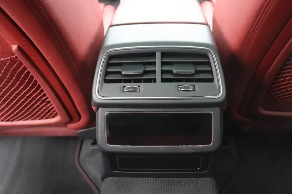 2022 Audi S7 2.9T 450HP V6 8AT,autocango,china used car exporter,china ev exporter,chinese used car exporter,chinese used ev exporter