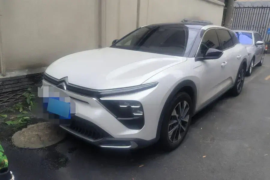 2024 Citroen C5 X 1.6T 175HP L4 8AT