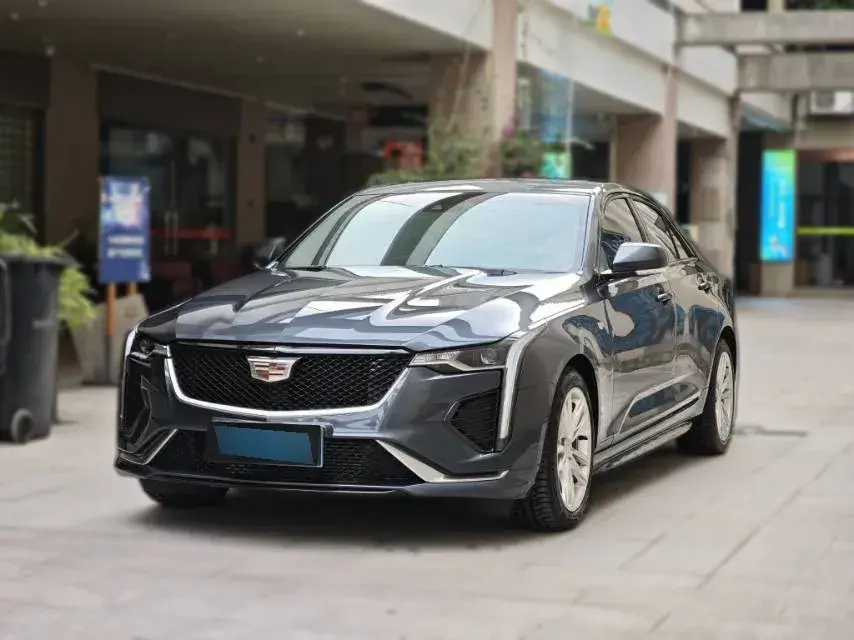 2022 Cadillac CT4 2.0T 237HP L4 8AT