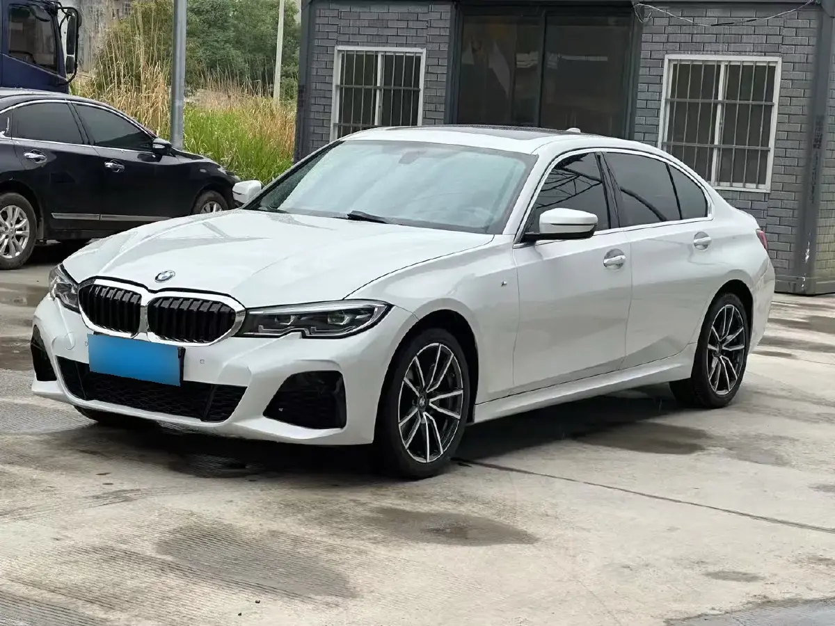 2022 BMW 3 Series 2.0T 156HP L4 8AT