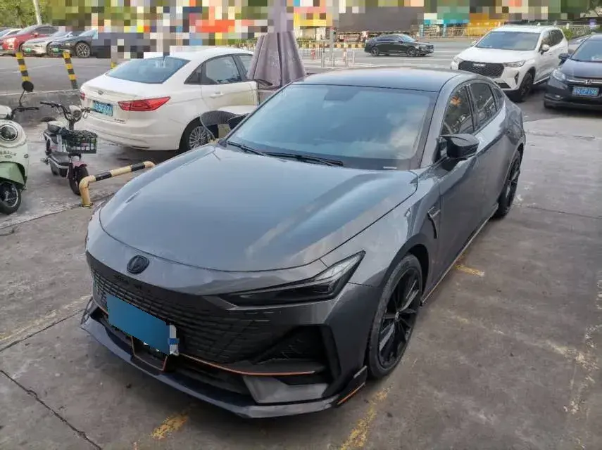 2022 ChangAn UNI-V 1.5T 188HP L4 7DCT