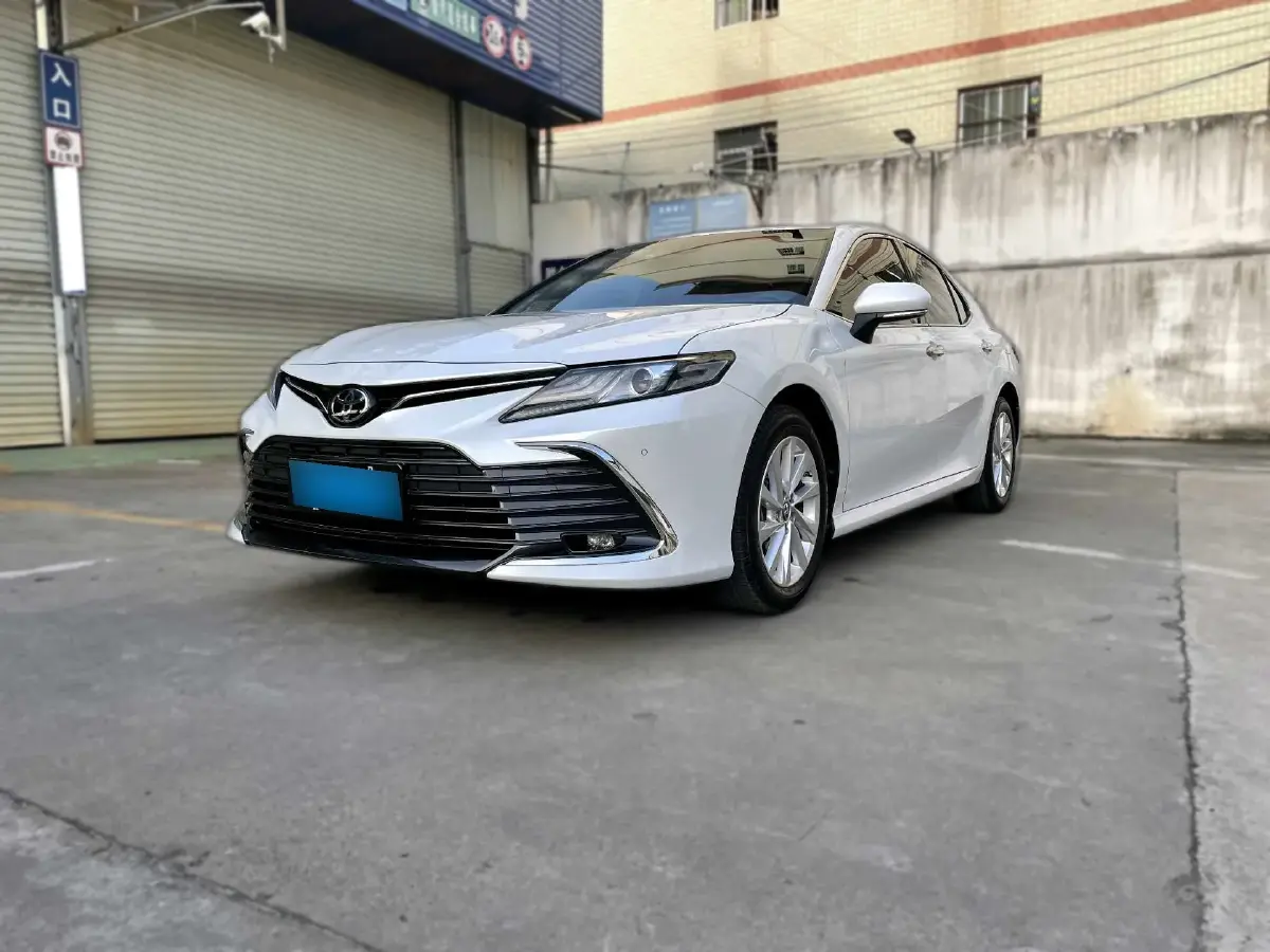 2021 Toyota Camry 2.0L 178HP L4 CVT