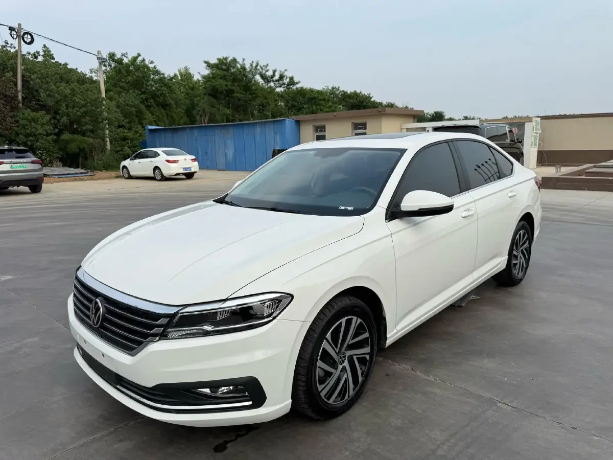 2022 Volkswagen Lavida 1.5L 113HP L4 6AT