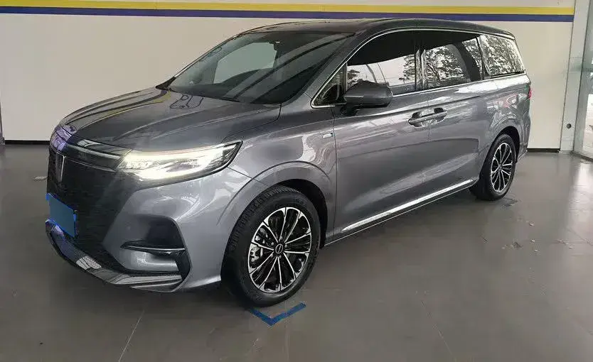 2022 Roewe iMAX8 2.0T 234HP L4 8AT