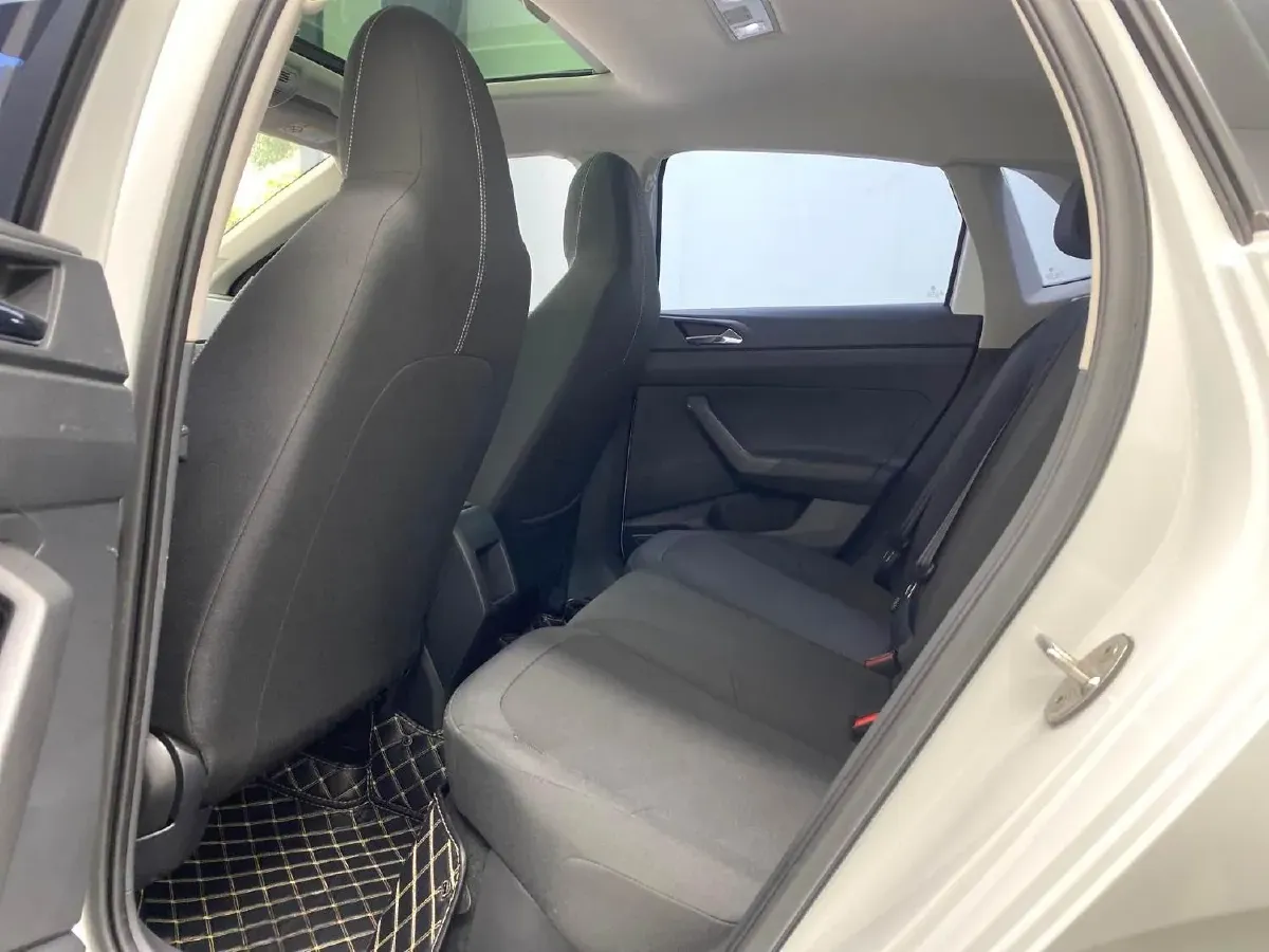 2023 Volkswagen Polo 1.5L 113HP L4 6AT,autocango,china used car exporter,china ev exporter,chinese used car exporter,chinese used ev exporter