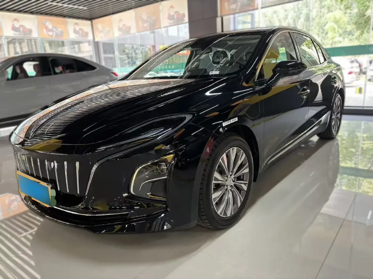2024 HongQi E-QM5 BEV 60KWH