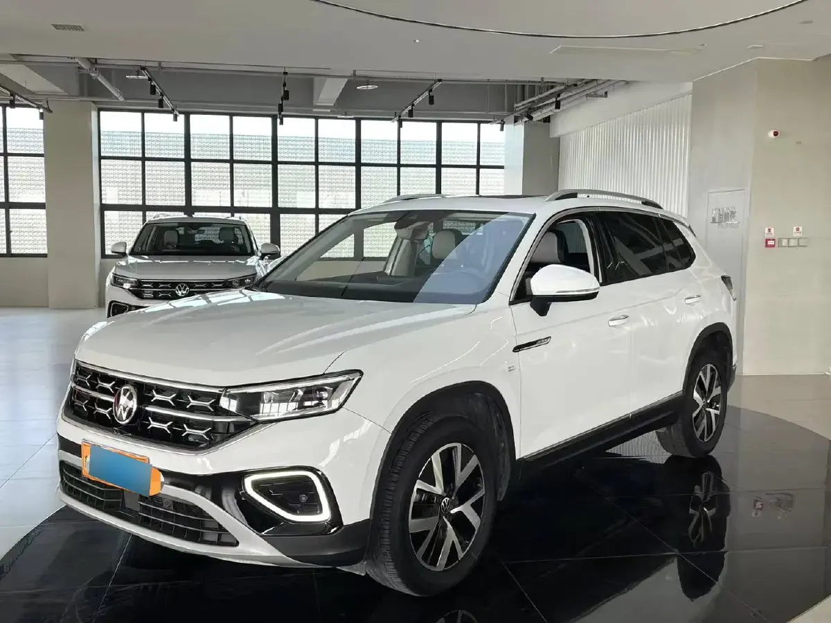 2023 Volkswagen Tayron 1.5T 160HP L4 7DCT