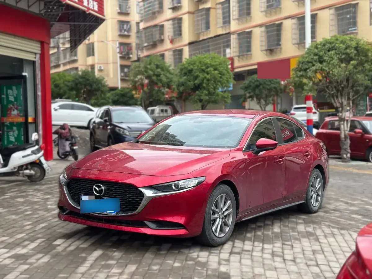 2021 Mazda 3 Axela 2.0L 158HP L4 6AT