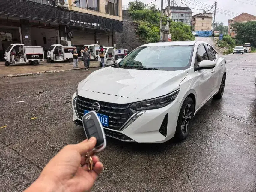 2023 Nissan Sylphy 1.6L 135HP L4 CVT