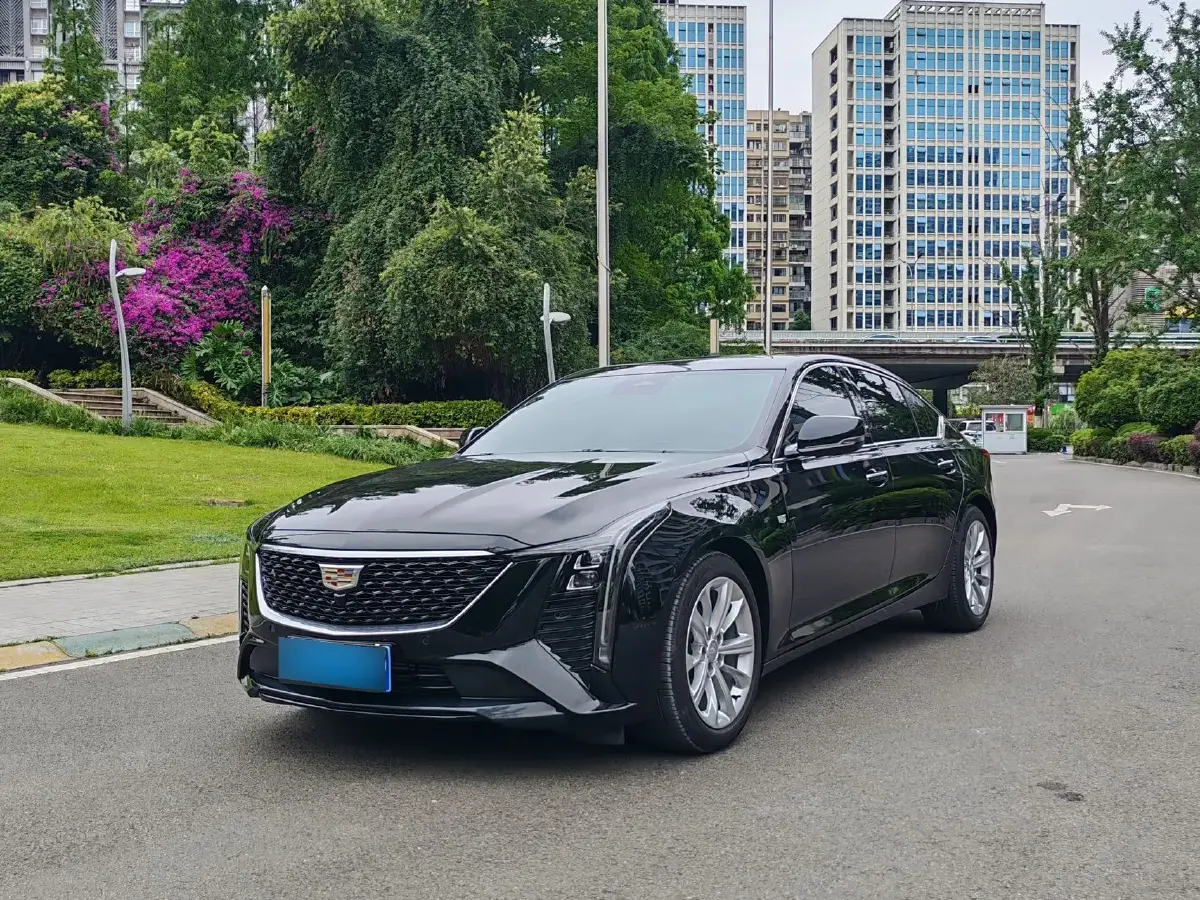 2024 Cadillac CT5 2.0T 237HP L4 10AT