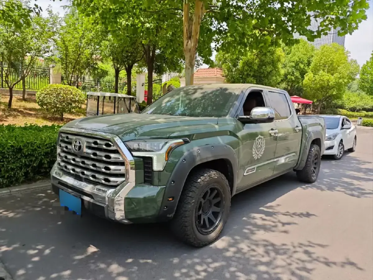 2022 Tank 300 2.0T 227HP L4 8AT