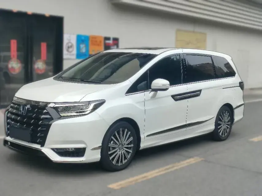 2022 Honda Elysioin 2.0L 146HP L4 E-CVT Hybrid