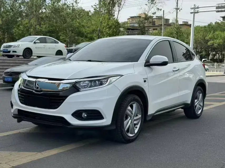 2022 Honda Vezel 1.5L 131HP L4 CVT