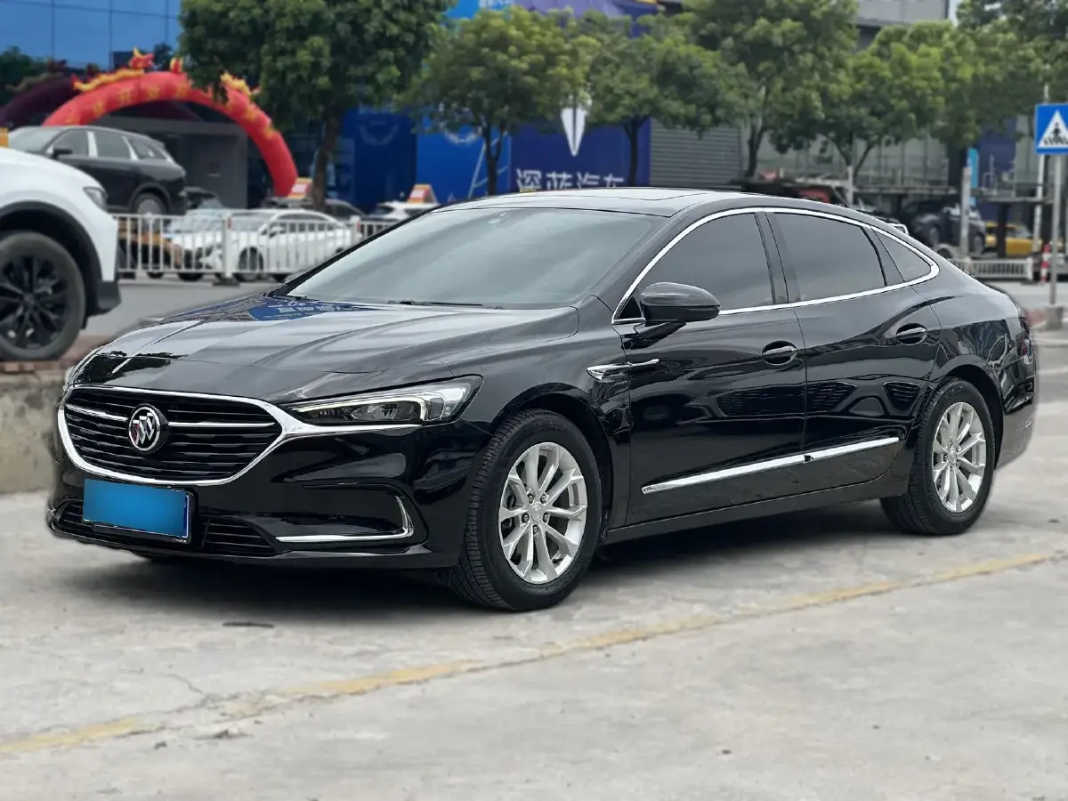 2022 Buick Larcosse 1.5T 169HP L4 9AT