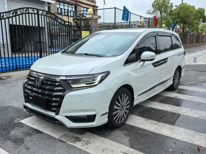 2022 Honda Elysioin 2.0L 146HP L4 E-CVT Hybrid