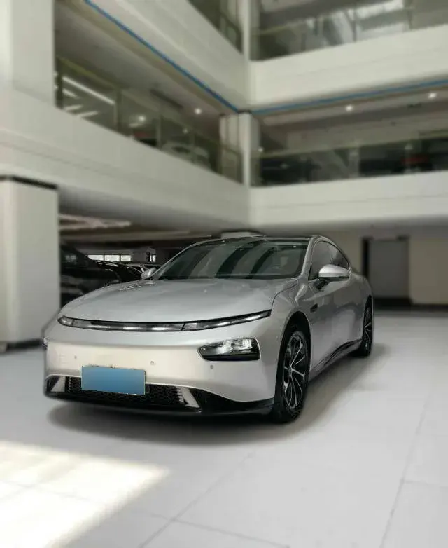 2022 Xpeng P7 BEV 77.9KWH