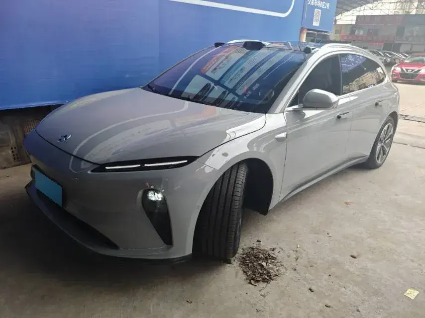 2024 NIO ET5T BEV 75KWH