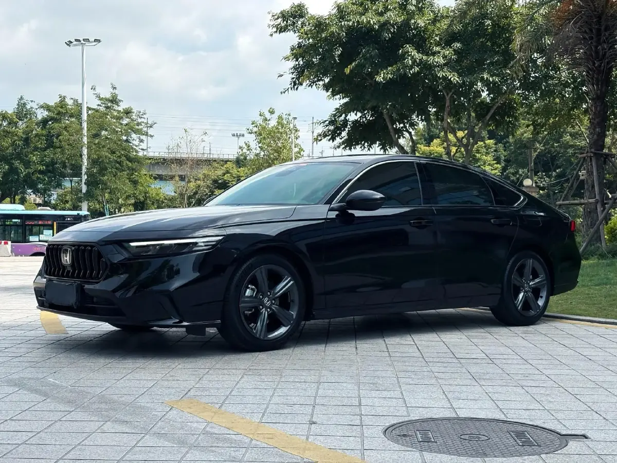 2023 Honda Inspire 1.5T 192HP L4 CVT