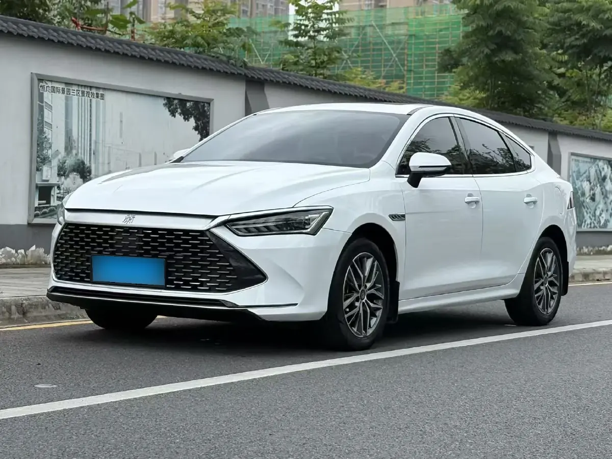 2023 BYD Qin Plus 1.5L 110HP L4 E-CVT PHEV 18.32KWH