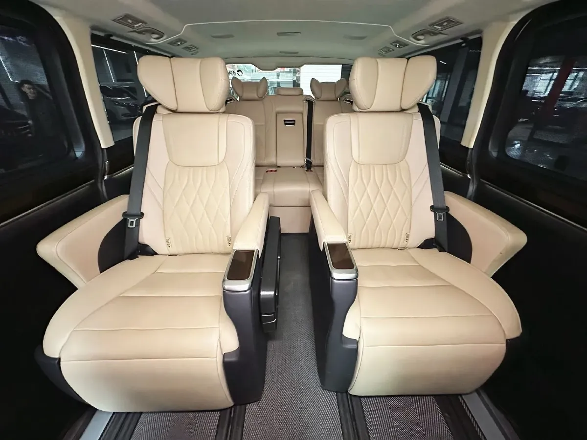 2015 Higer H6C 2.8T 143HP L4 5MT,autocango,china used car exporter,china ev exporter,chinese used car exporter,chinese used ev exporter