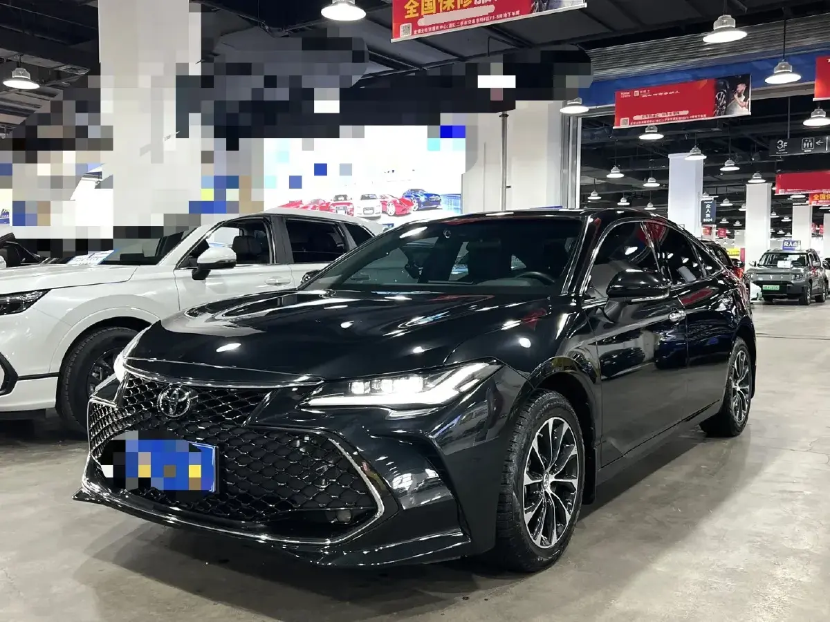 2022 Toyota Avalon 2.5L 209HP L4 8AT