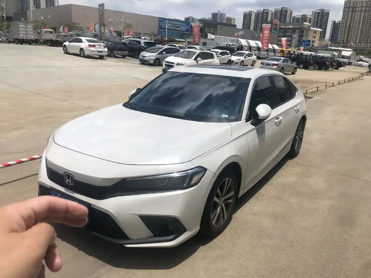 2022 Honda Civic 1.5T 182HP L4 CVT