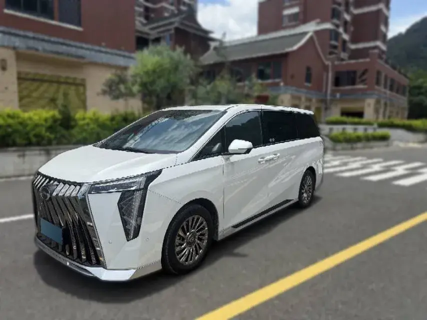 2024 GAC Trumpchi M8 2.0T 252HP L4 8AT