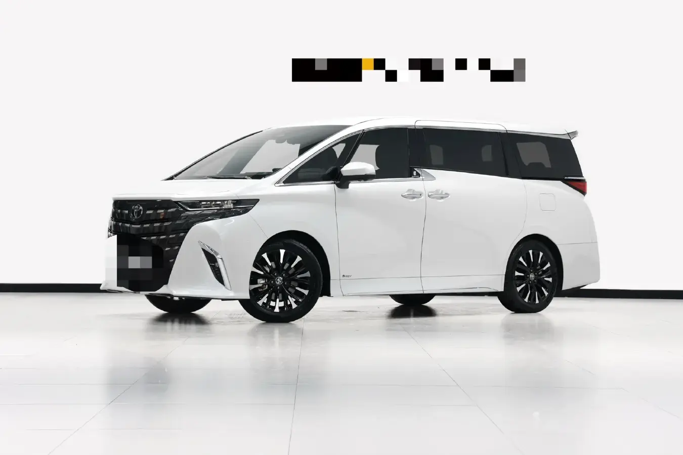 2024 Toyota Alphard 2.5L 190HP L4 E-CVT Hybrid