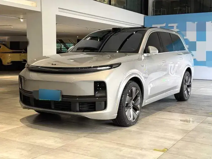 2022 Li L9 Range Extended 154HP REEV 42.6KWH