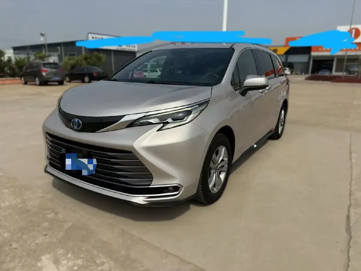2021 Toyota Sienna 2.5L 192HP L4 E-CVT Hybrid